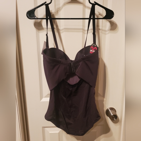 Maidenform Black Convertible Body Shaper Size 36B - Picture 8 of 11